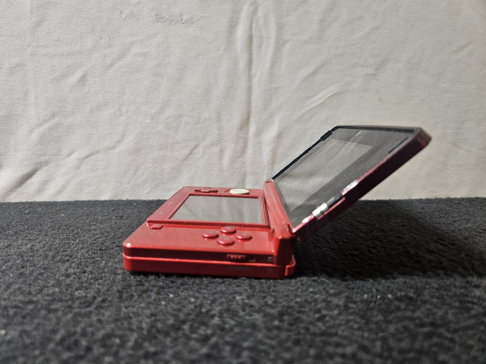 Nintendo 3DS Original Flame Red New Battery No Charger/Stylus Tested