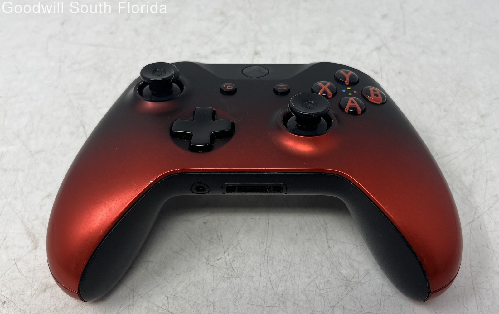 Microsoft Model 1708 Red Black Wireless Controller For Xbox One Not Tested