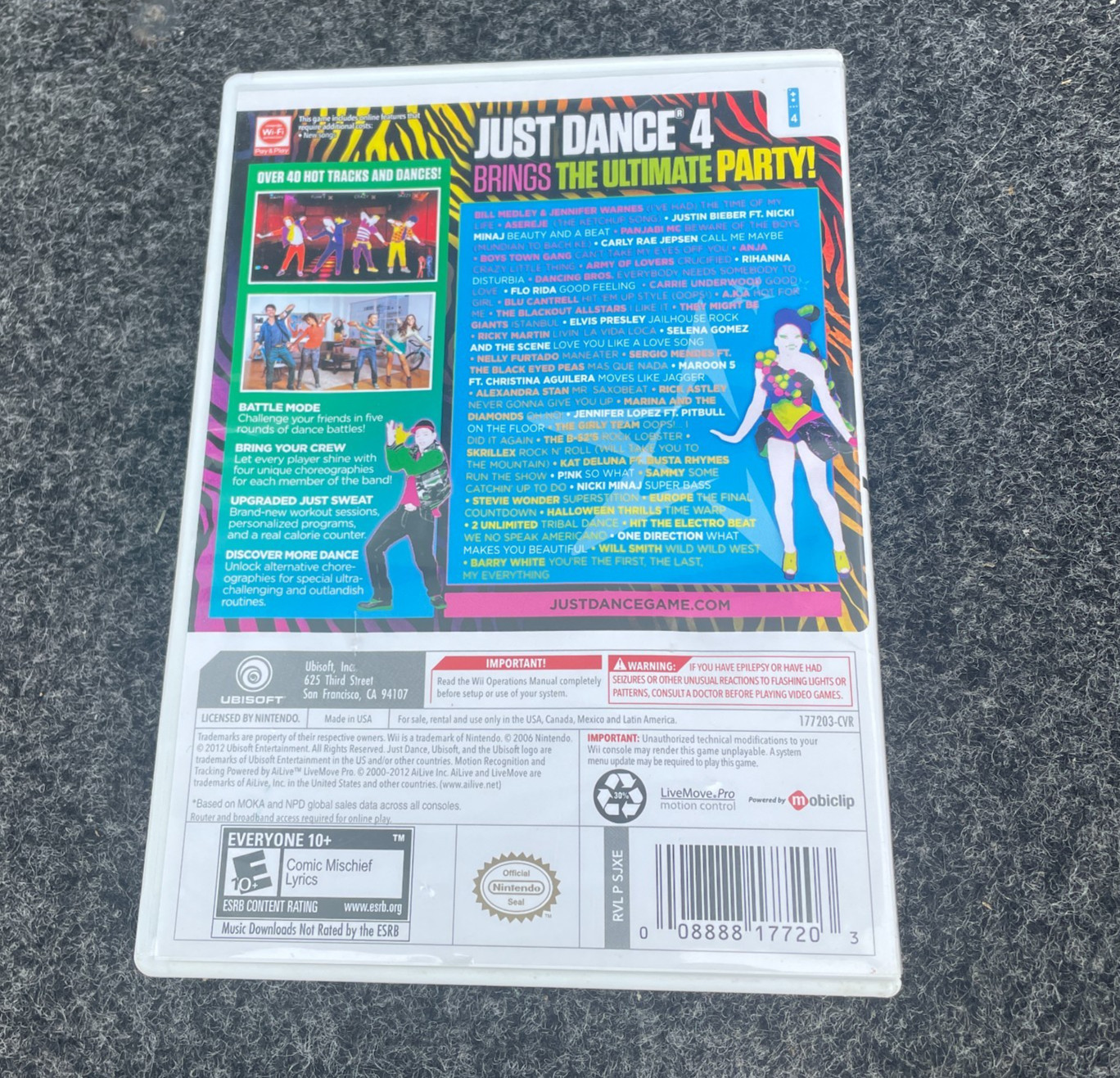 Just Dance 4 Nintendo Wii Complete CIB w/ Manual Ubisoft 2012 Tested Working