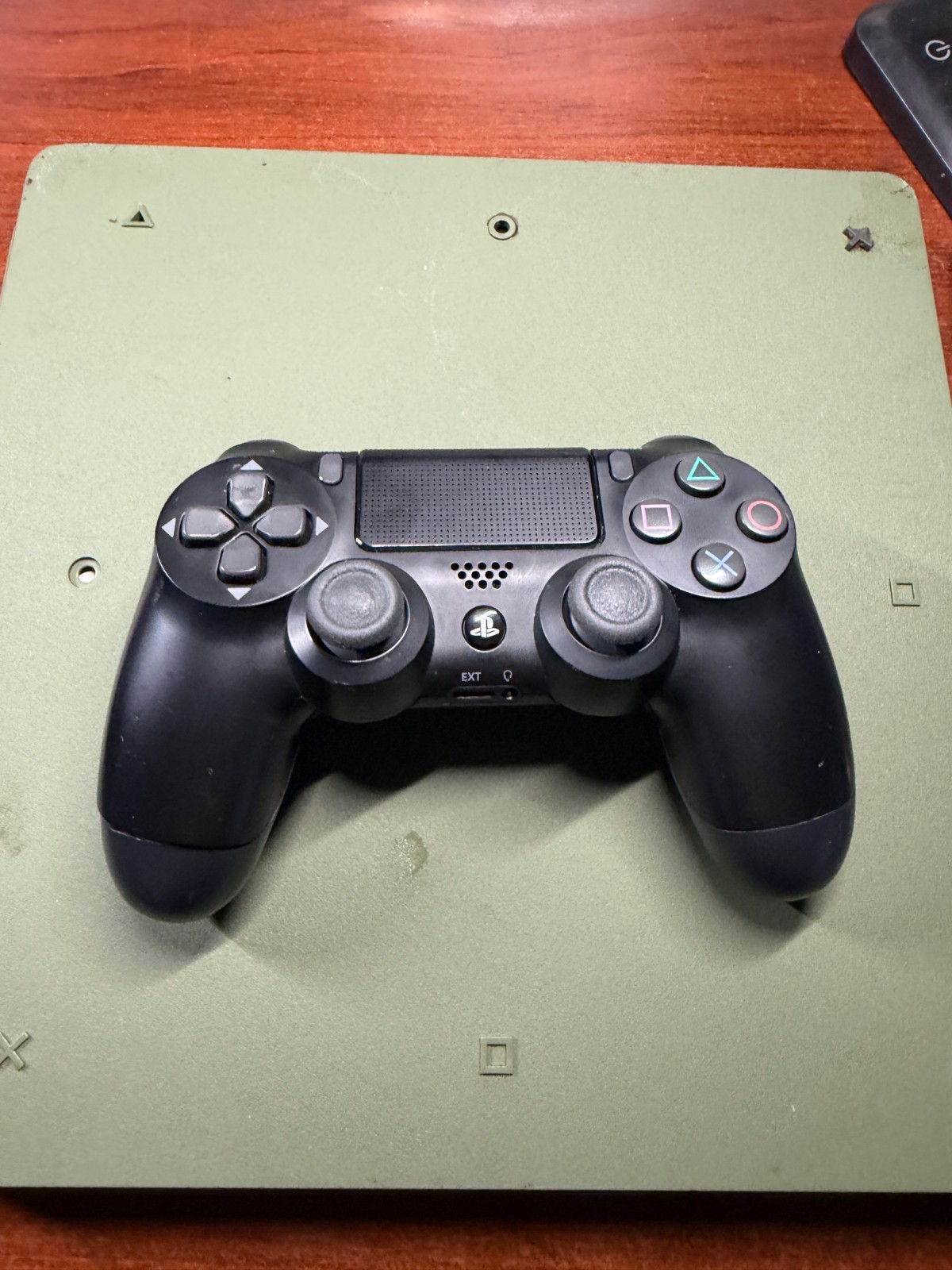 Camo PlayStation 4 PS4 Slim 1TB CUH-2115B 1TB Bundle Black Controller + FarCry 5