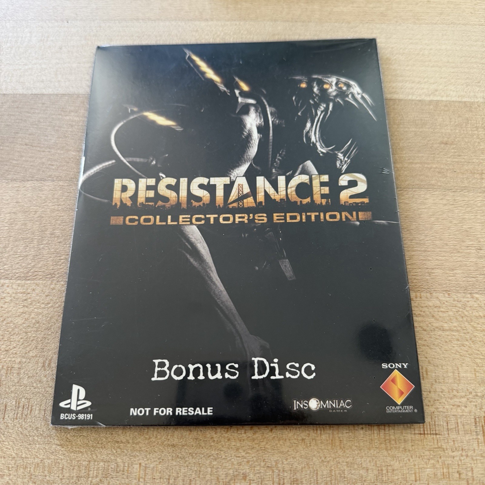 Resistance 2 – Collector’s Edition PS3 (Game, Booklet & Bonus Disc Only)