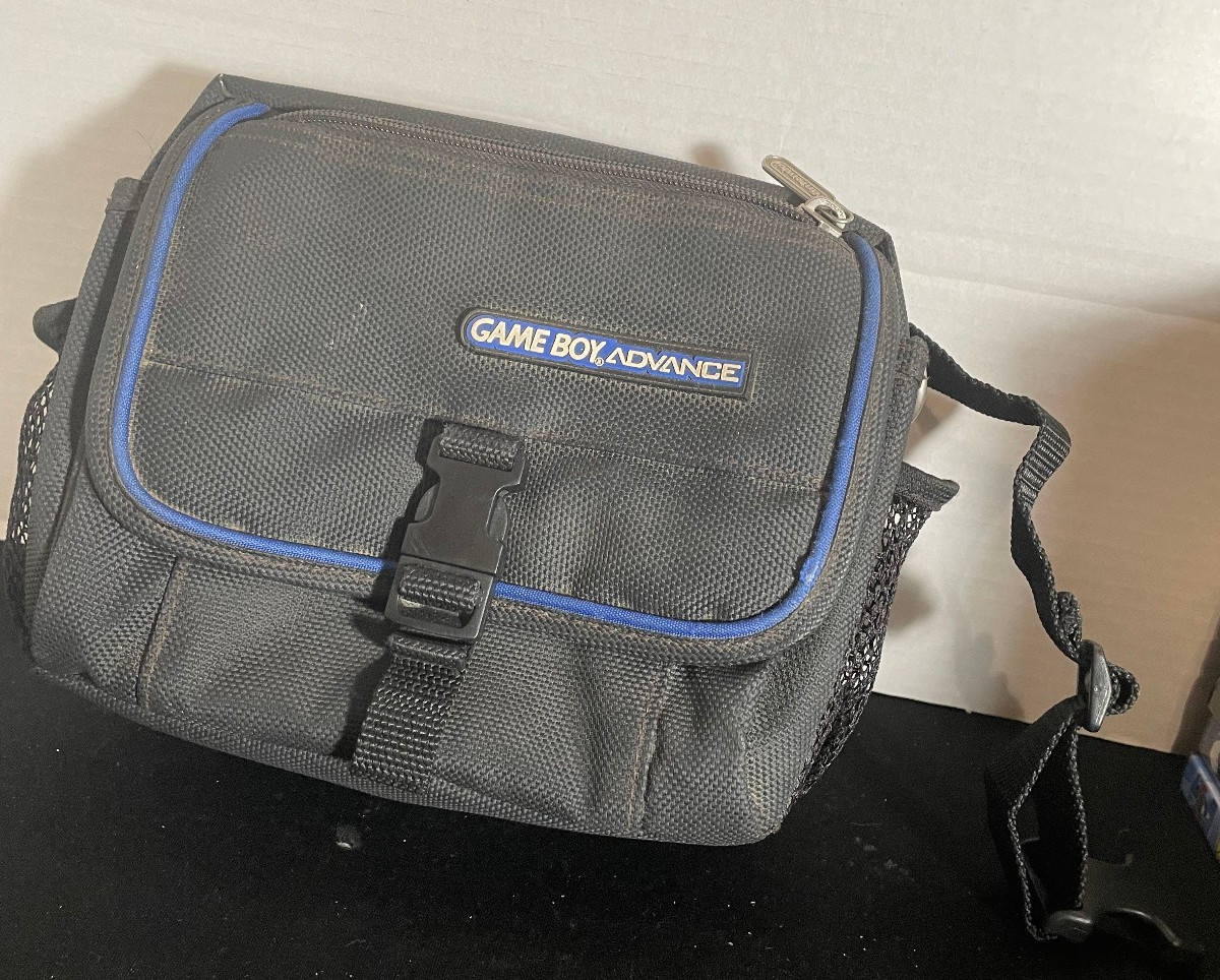 Official Nintendo Game Boy Advance Carry Case Fanny Pack (Missing Strap)