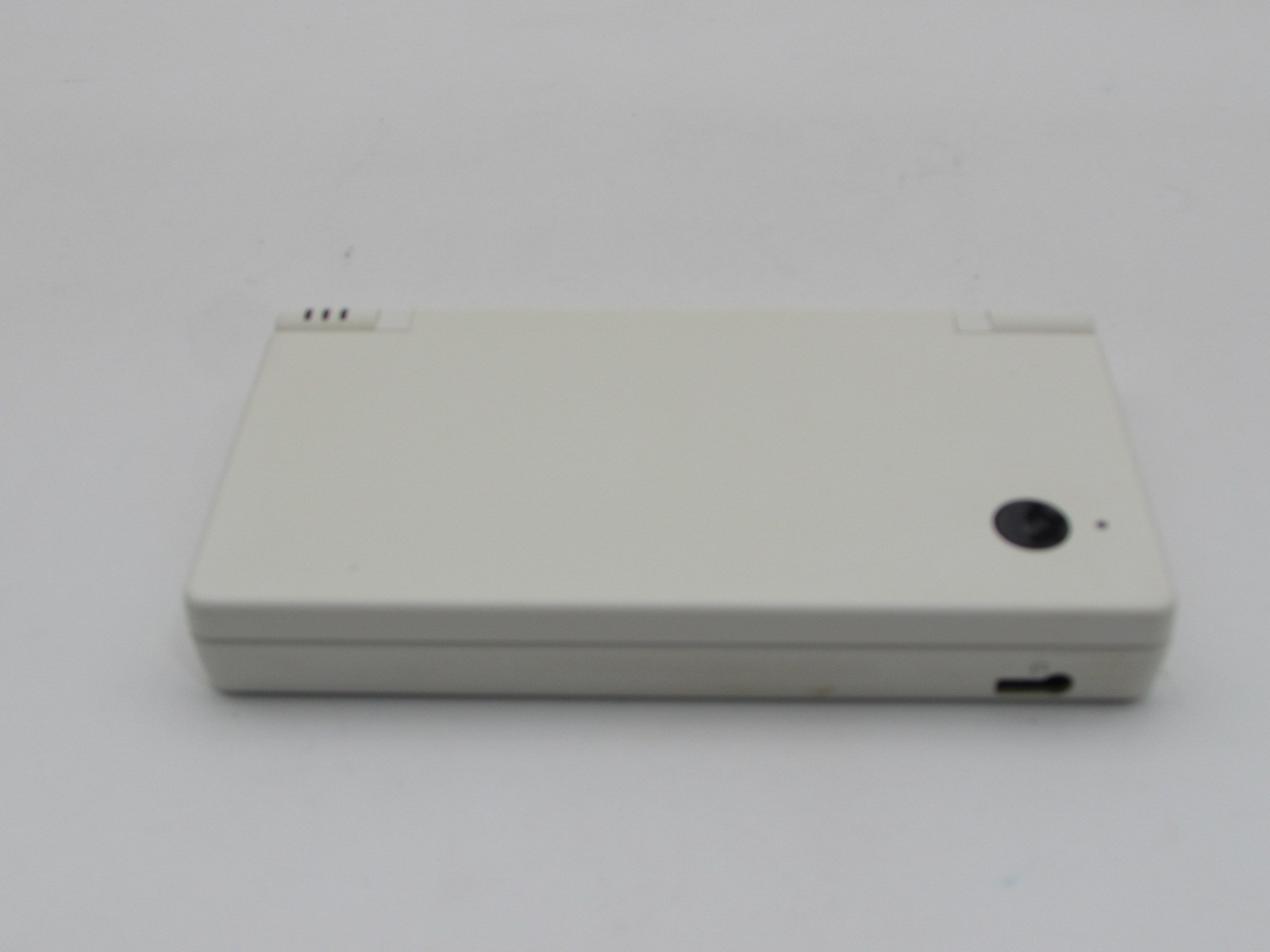 Nintendo DSi White Console JapaneseVersion Tested Working Initialized w/ Charger