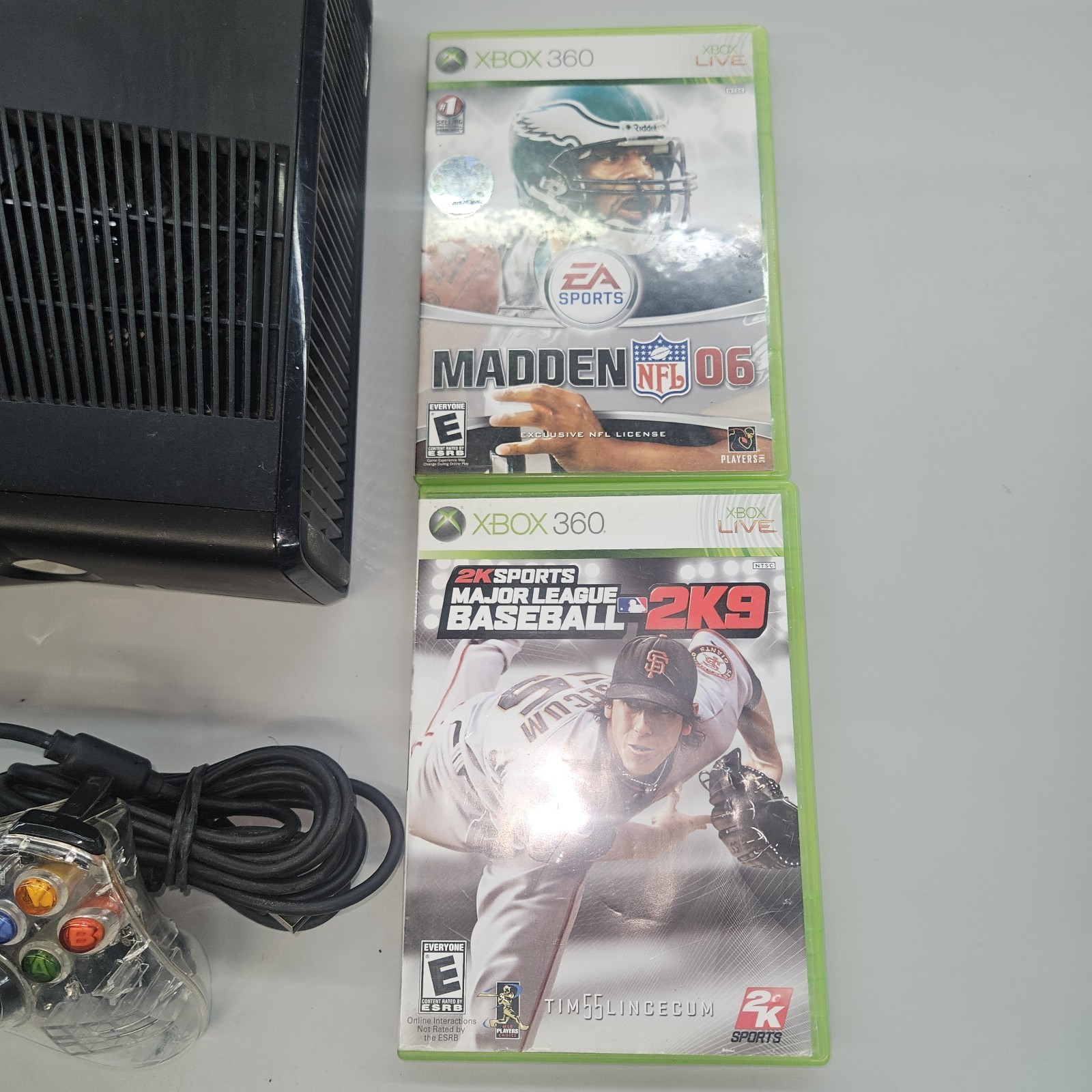 Microsoft Xbox 360 S Black Console HDMI Wi-Fi Capability w/Controller & 2 Games