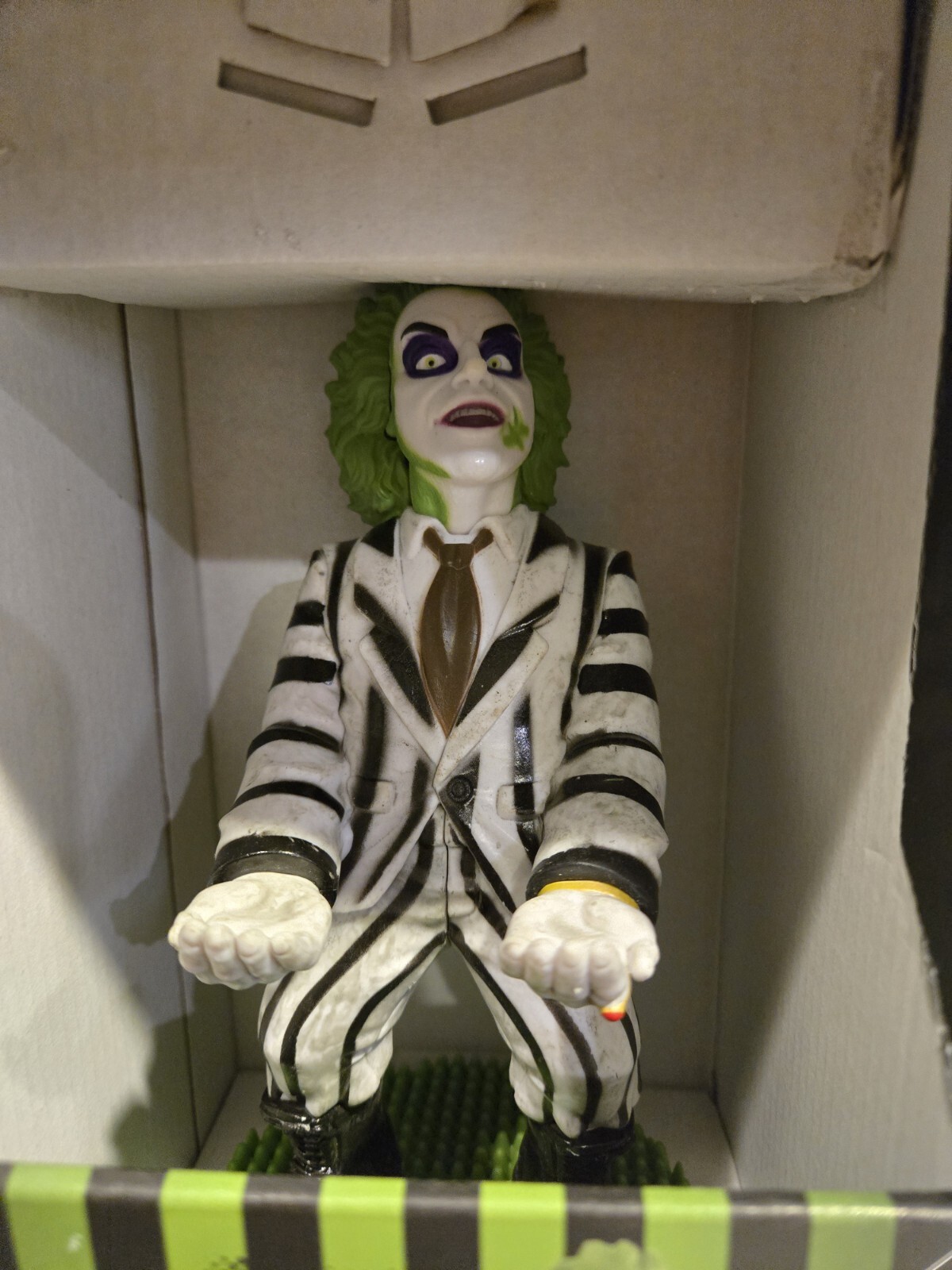 Beetlejuice Phone & Controller Holder / Cable Guys