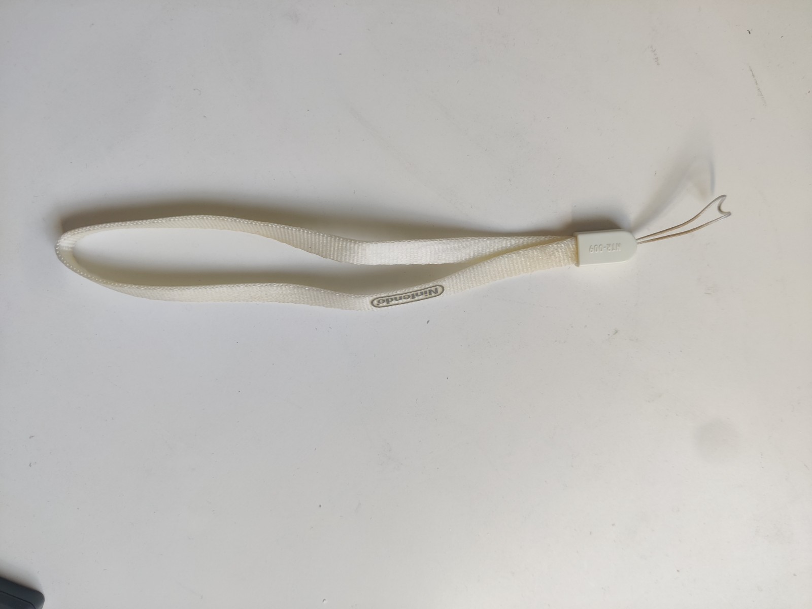 Official Nintendo DS Touch Strap NTR-009 Cream Color OEM Genuine