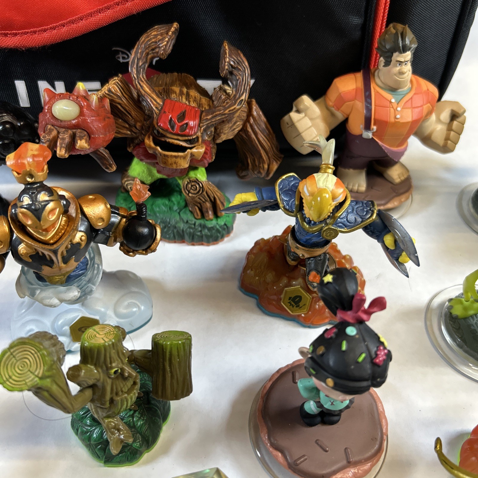 Disney Infinity Figures / Bag And Skylanders Bulk Lot