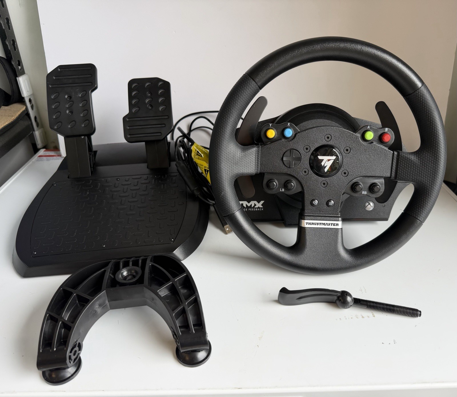 Thrustmaster TMX Force Feedback Racing Wheel w/ Pedals for Xbox One & PC