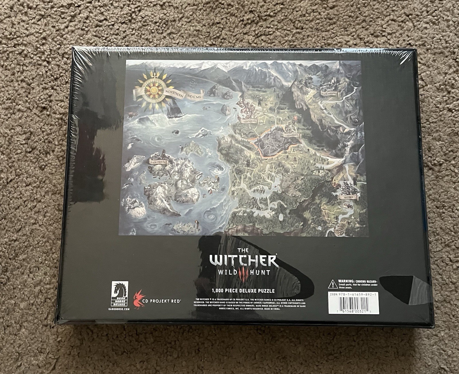 DARK HORSE JUL180514 The Witcher 3: Wild Hunt World Map Deluxe Puzzle – 1000…