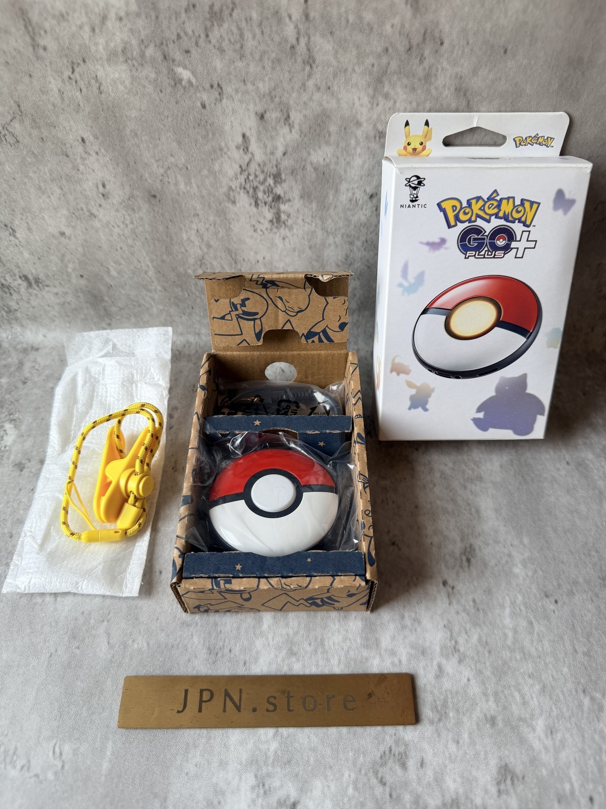 Pokemon GO Plus + Bluetooth Auto Catch Sleep Tracker Nintendo Genuine Boxed Mint