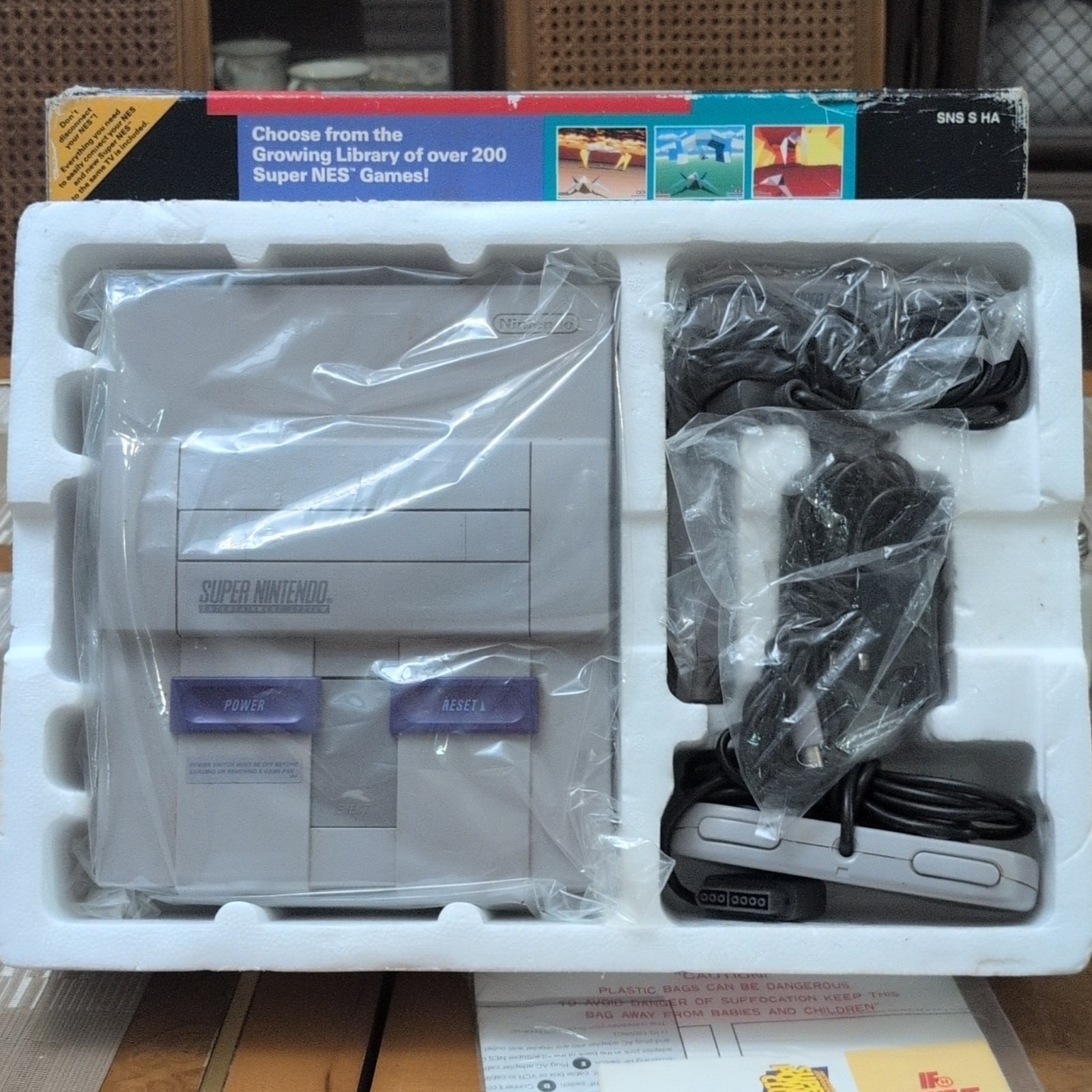 Nintendo SNES Super Nintendo Console Control Set w/ Box & Inserts Super FX