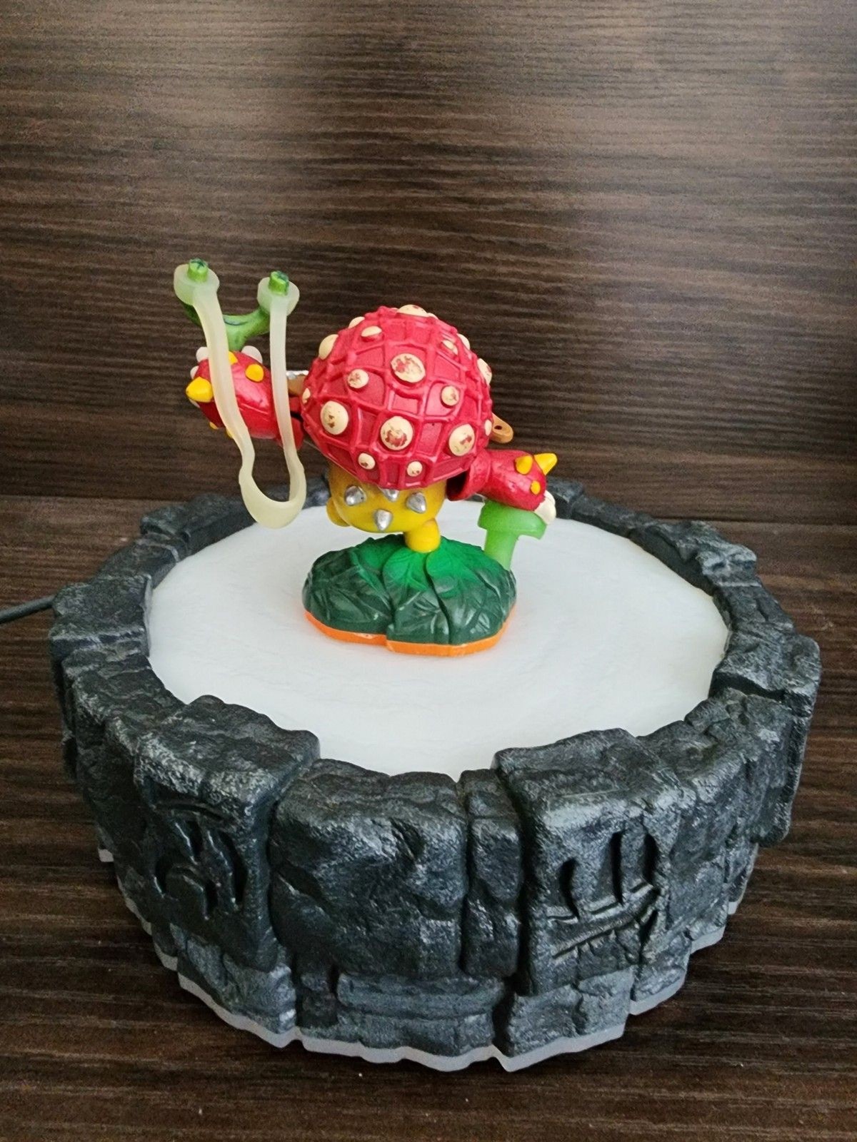Shroomboom Lightcore Giants Skylanders Video Game Figure