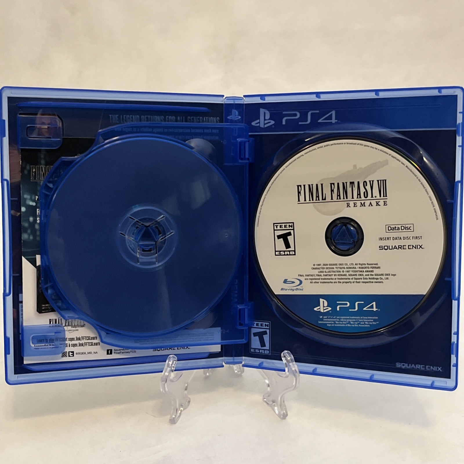 Final Fantasy PS4 Bundle: FFX/X-2 Remastered, FFVII Remake, FFXV Day One Edition