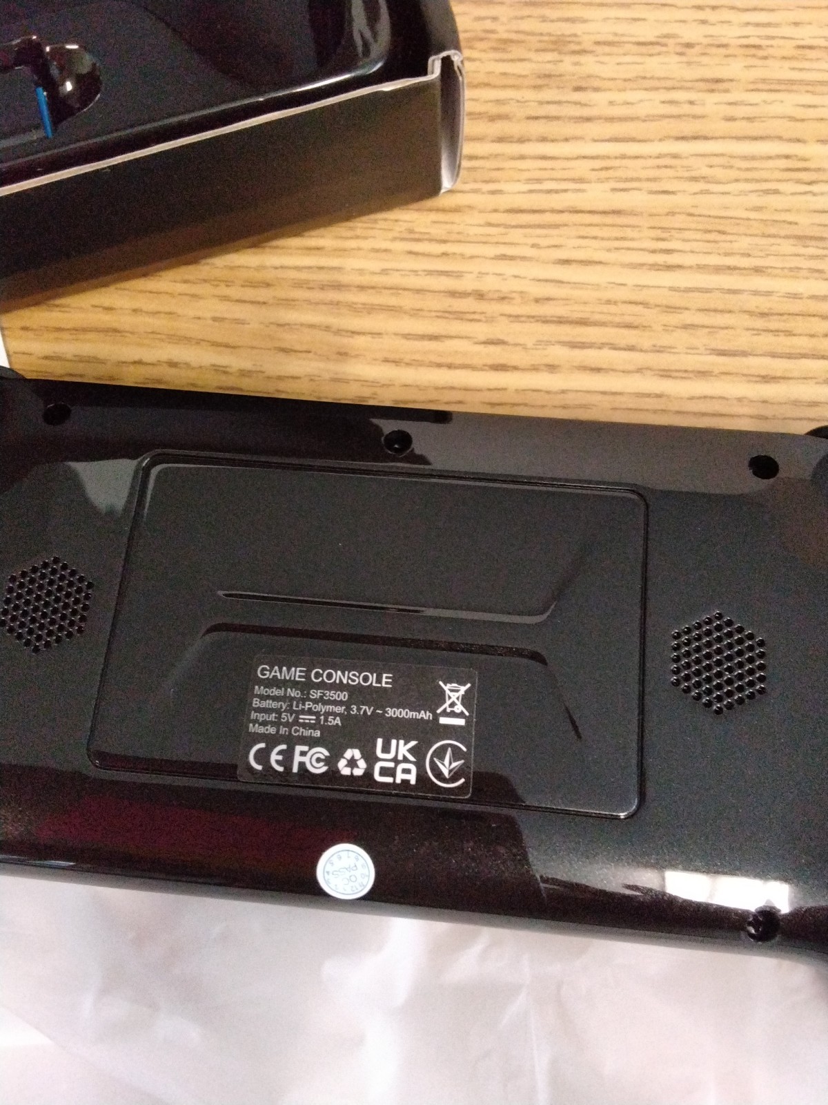 SF3500 Retro Handheld Game Console