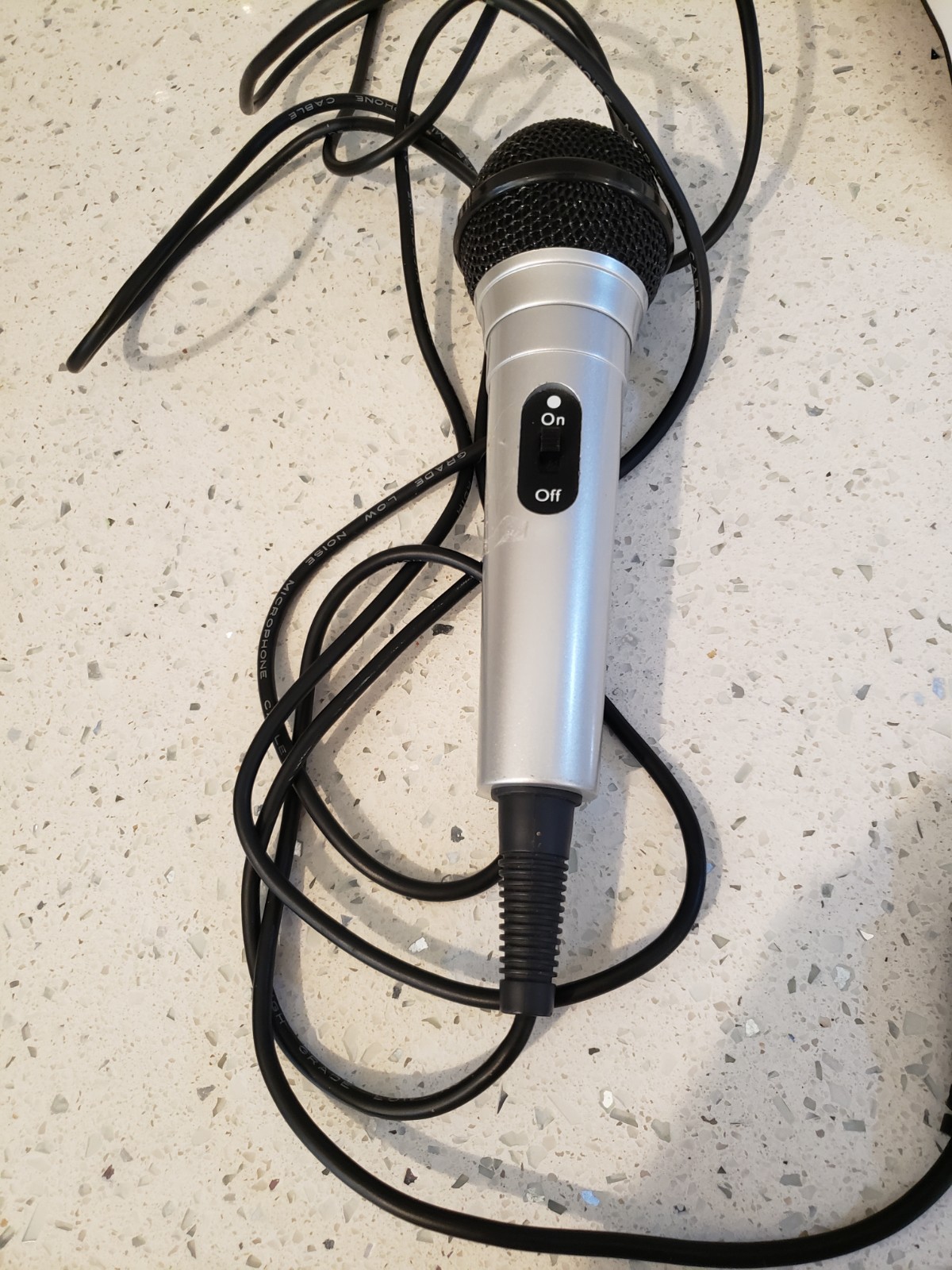 Silver &Black Wired Handheld Micrphone Mic Microphone 15′ Cord