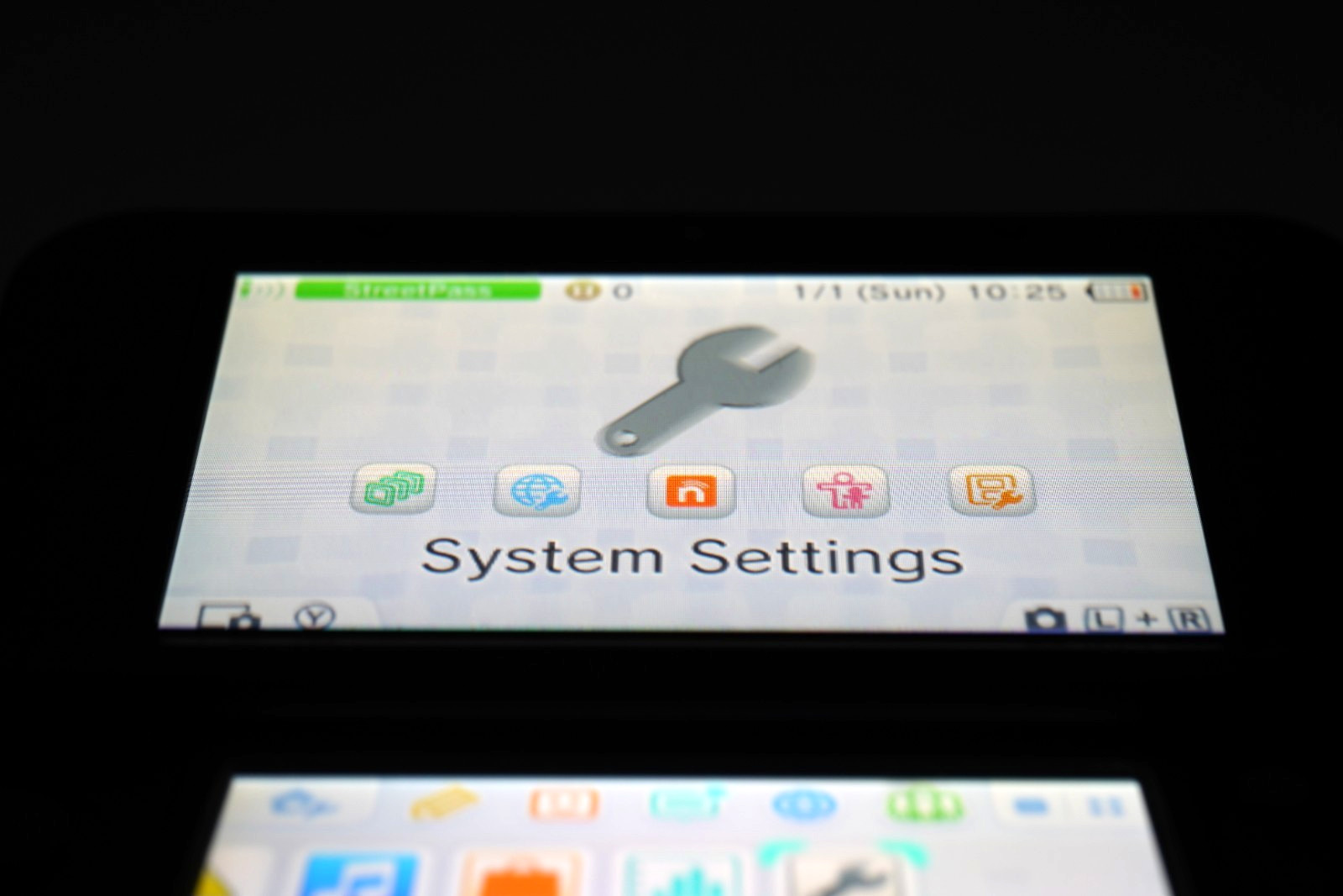 [Dual IPS] New Nintendo 3DS LL XL Lime Black Region free Console #002
