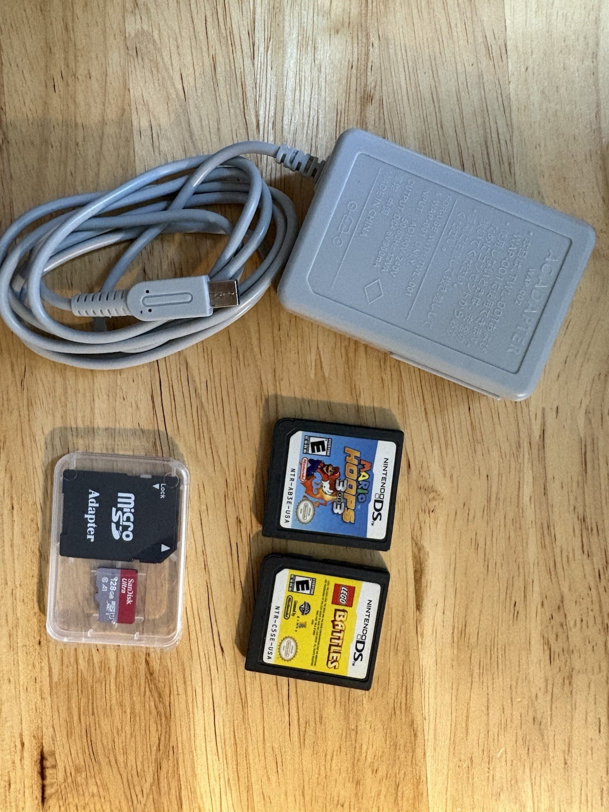 128gb SD Card, Nintendo 3DS Games And Charger