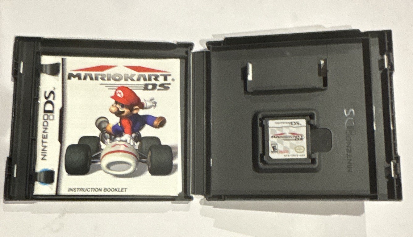 Nintendo Mario Kart DS Nintendo DS CIB Very Clean with all Inserts