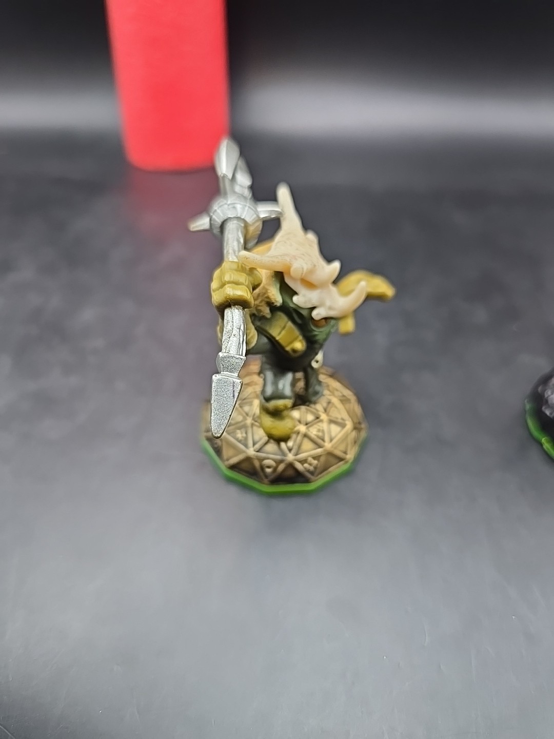 Activision Skylanders Spyro’s Adventure Voodood Anvil Rain And Sky Iron Shield