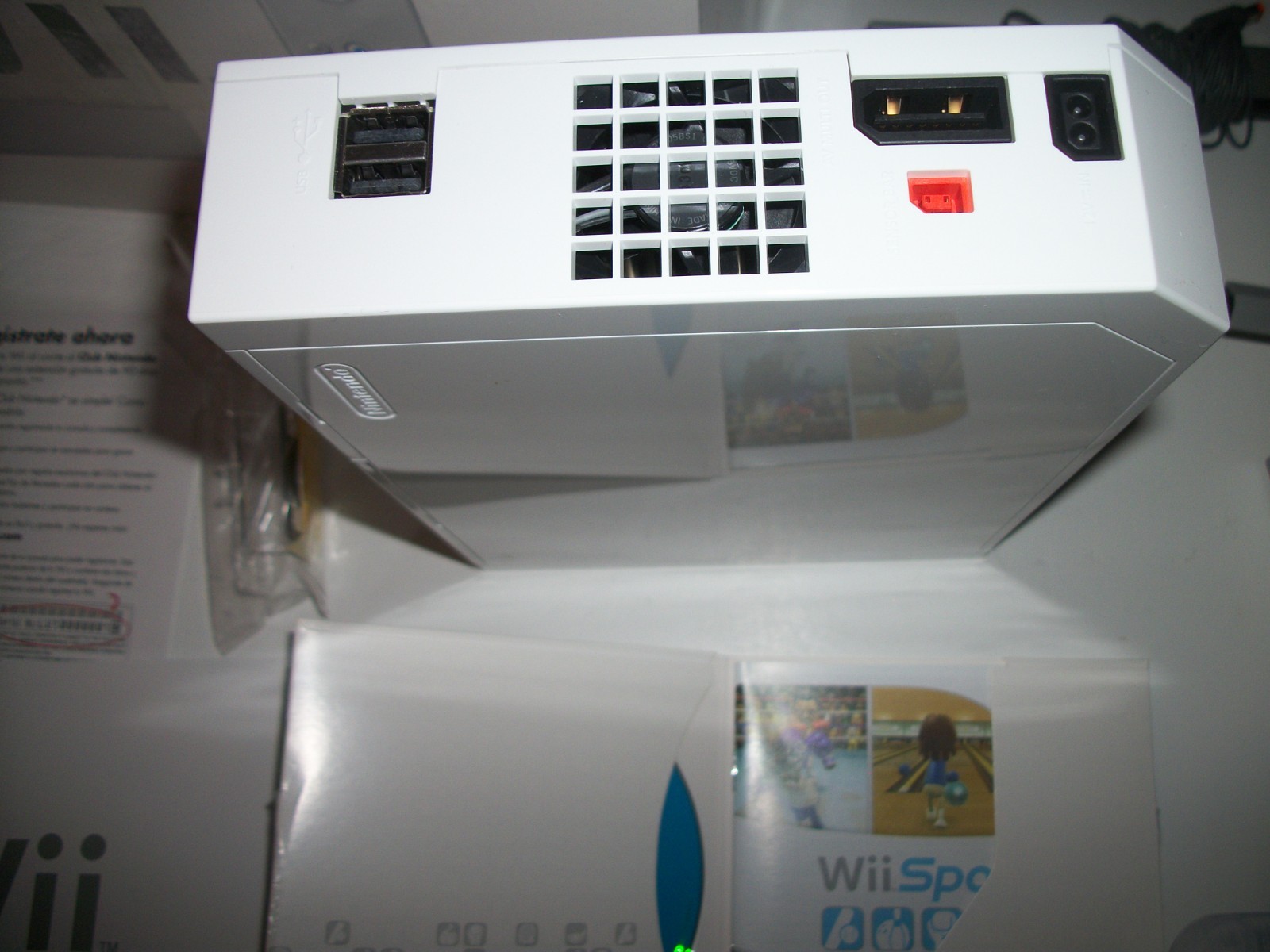 Nintendo Wii Sports Home Console Complete in Box Great Condition! USED ONE TIME