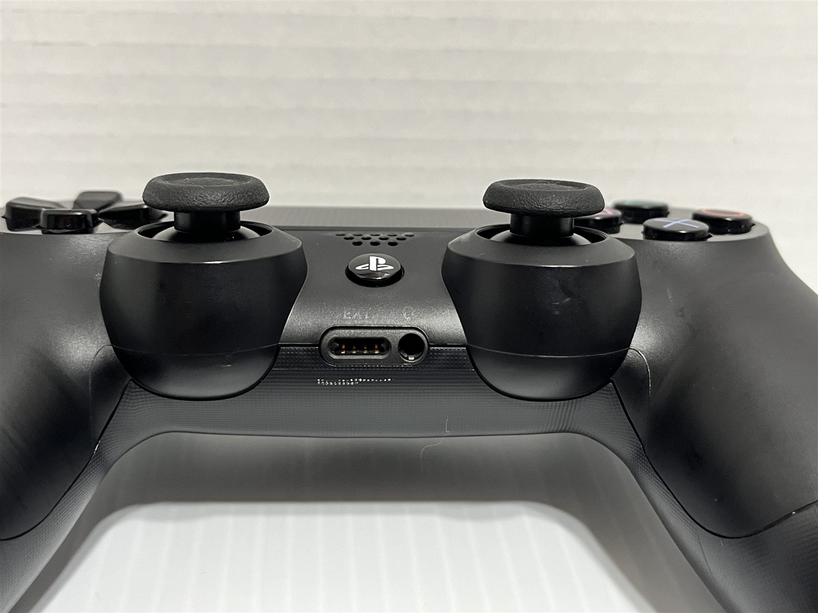 PlayStation 4 PS4 DualShock 4 Wireless Controller – Black CUH-ZCT1U -Free Ship