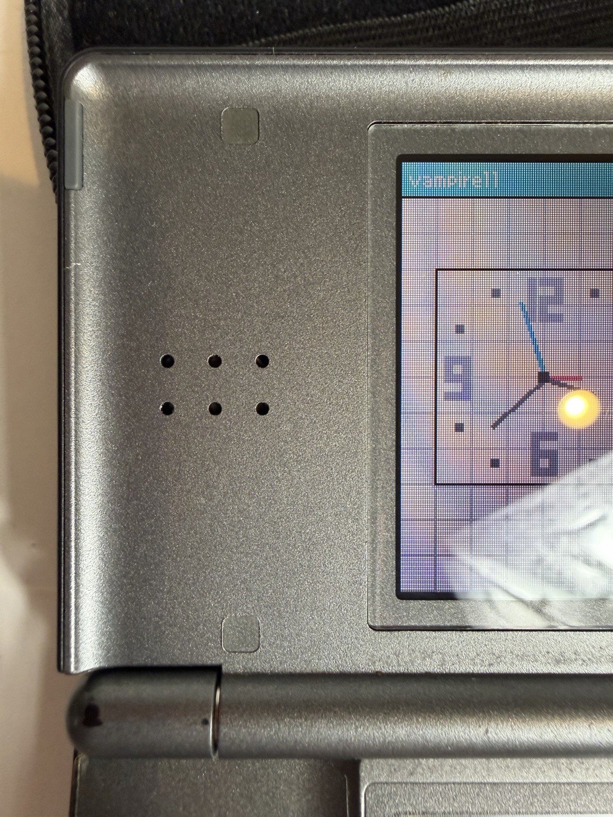 Used Nintendo DS Lite Handheld Console w/ charger READ DESC