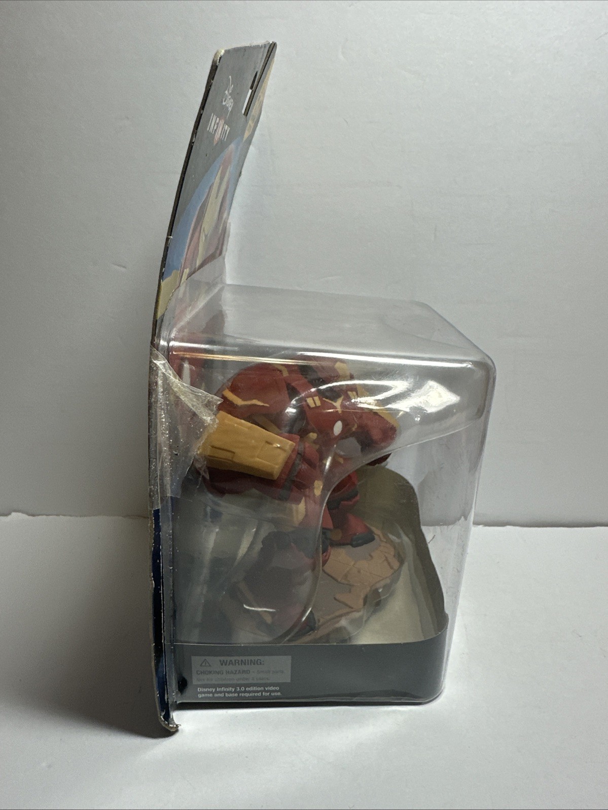 Disney Infinity 3.0 Edition Marvel Hulkbuster Read
