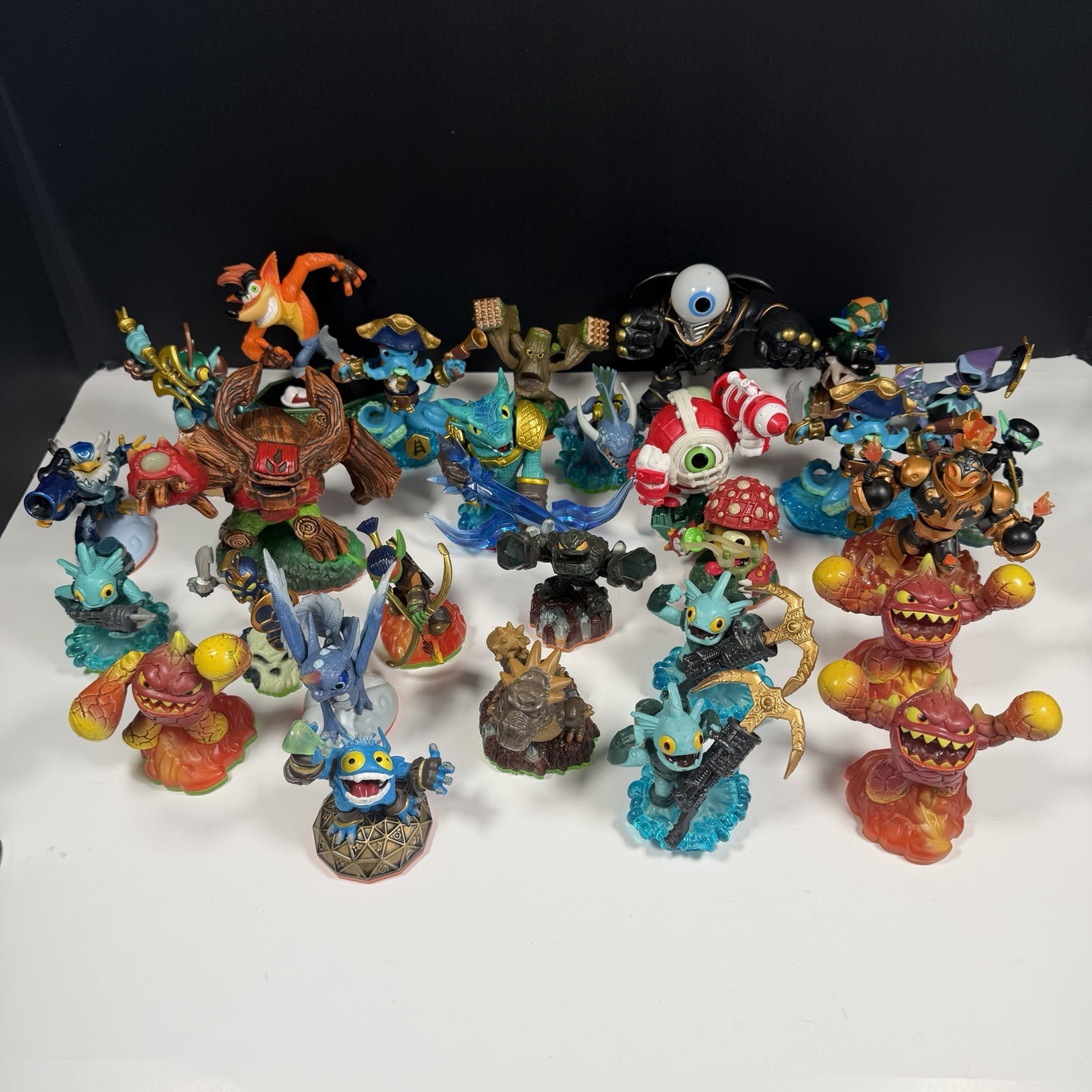 Skylanders Figures And Game Portals Multiple Series Lot of 46