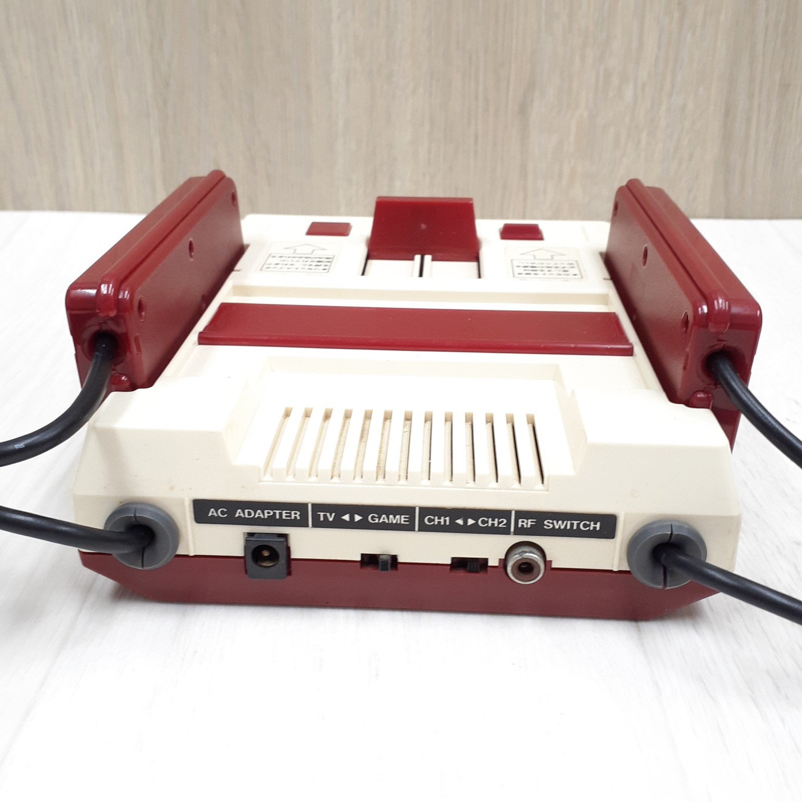 Nintendo Famicom Console in box CIB tested working Japanese NES 1983 HVC-001