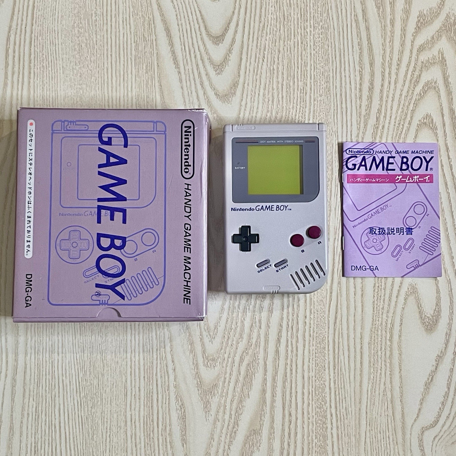 Original Nintendo GameBoy DMG-01 Handheld Console Gray CIB Complete In Box