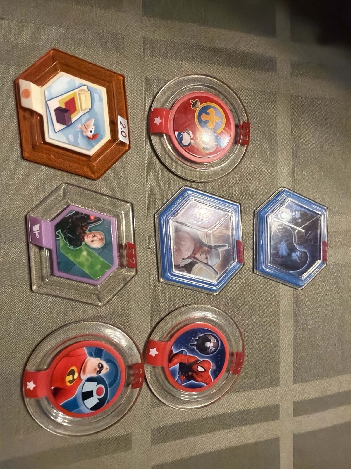 Disney Infinity 2.0 Marvel Lot Hulk Thor Venom Captain America Groot + 7 Power D