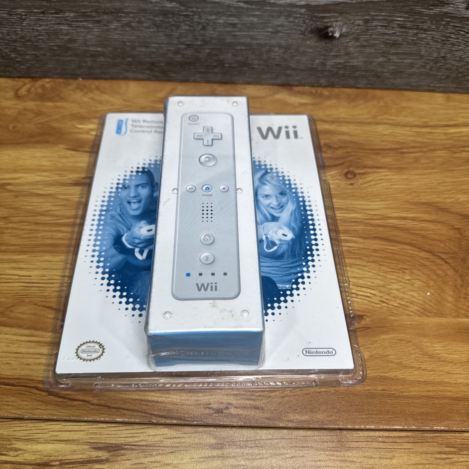 Nintendo Wii Remote Controller New Sealed Original Authentic OEM White