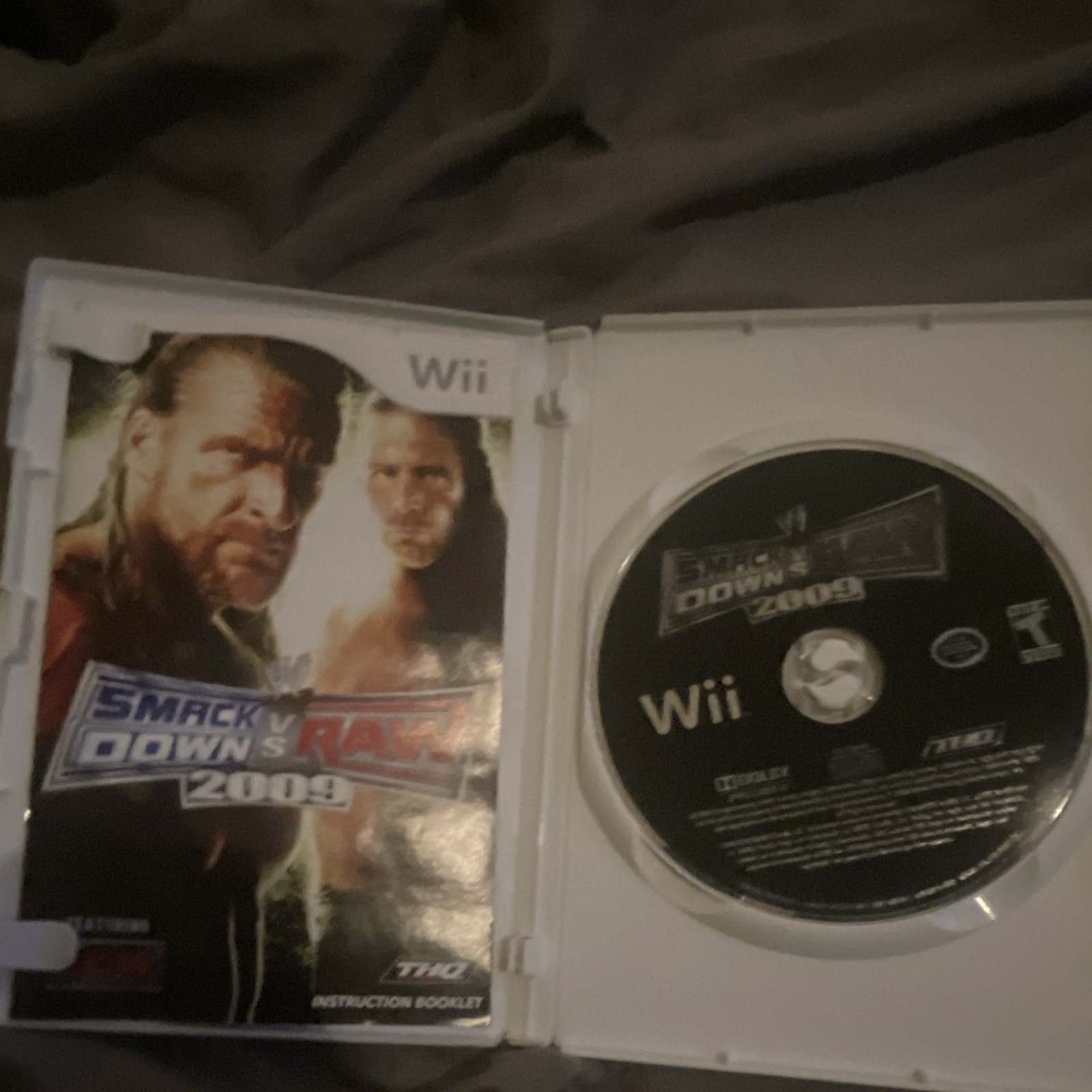 THQ WWE SmackDown vs. Raw 2009 Nintendo Wii Wrestling Game T-Teen w/ Manual