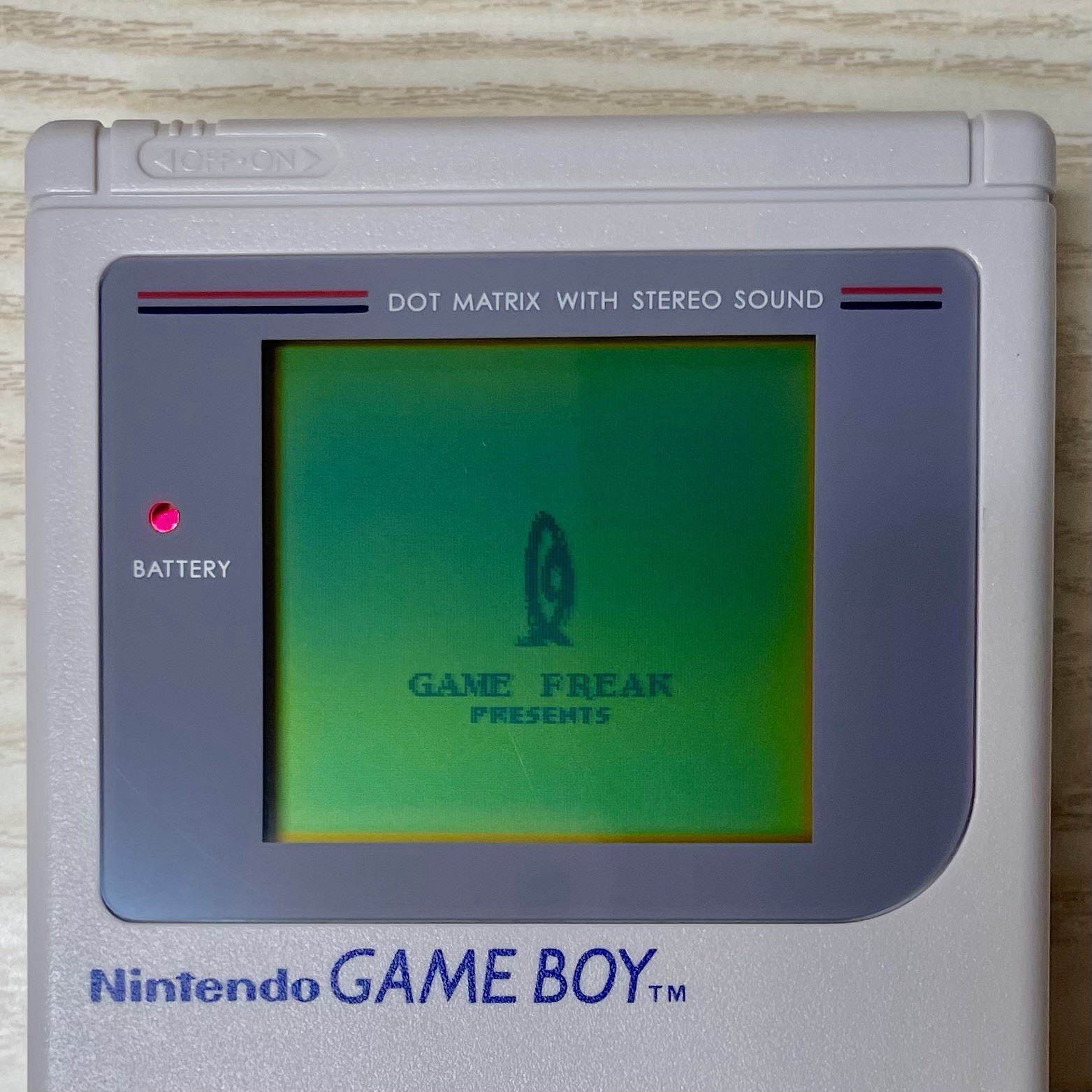 Original Nintendo GameBoy DMG-01 Handheld Console Gray CIB Complete In Box