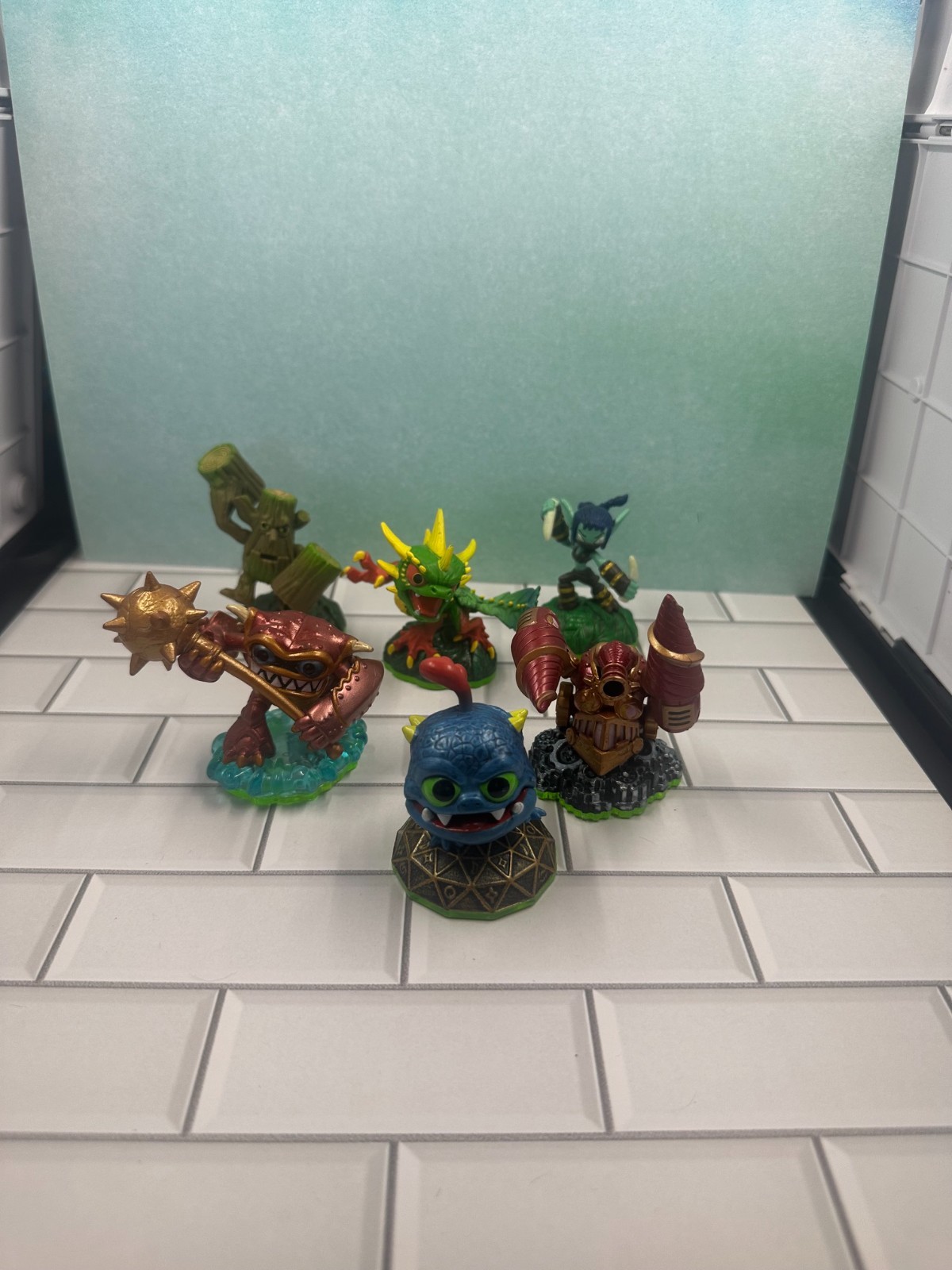 Full Skylanders Spyro’s Adventure (Except Trigger Happy) Figure Lot