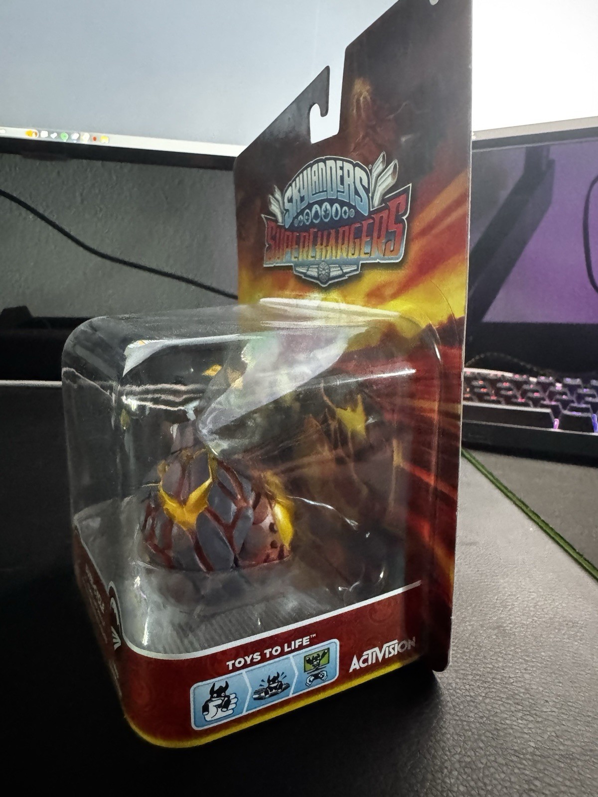 Activision Skylanders Superchargers Burn-Cycle Vehicle Figure