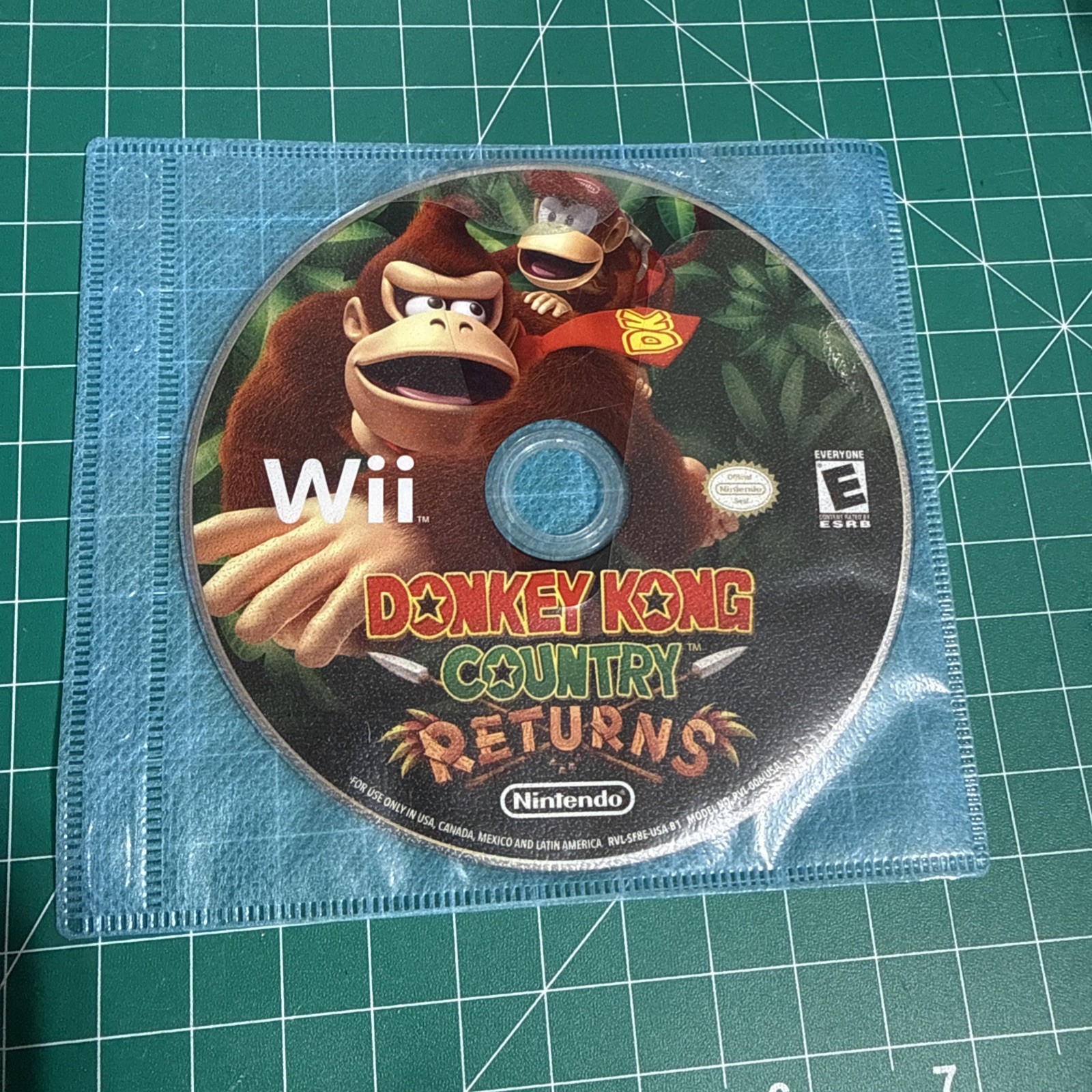 Donkey Kong Country Returns (Nintendo Wii, 2010) Disc Only No Box Excellent!
