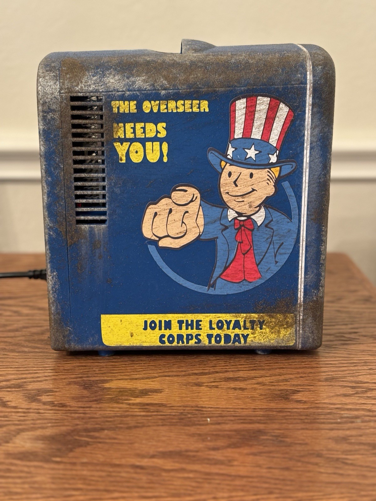 Fallout Vault-Tec Mini Fridge: Classic Edition