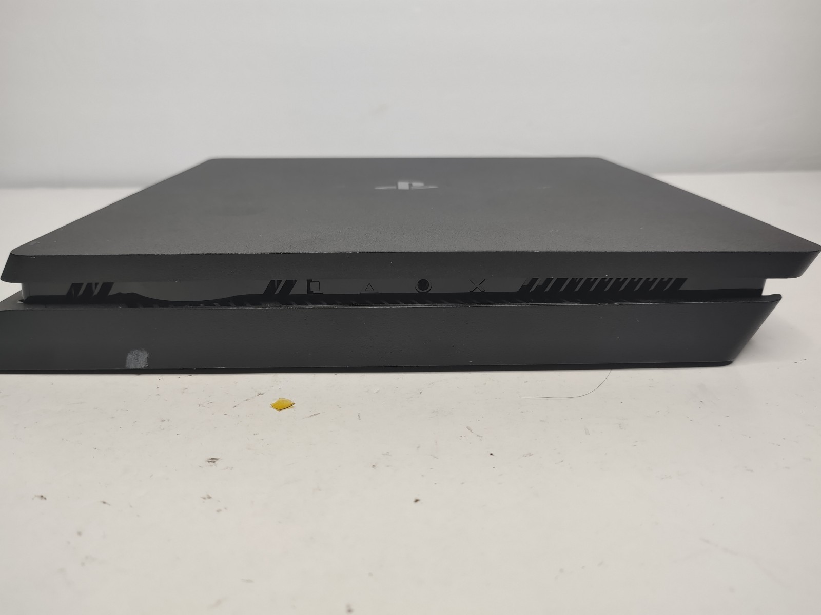 Sony PlayStation 4 Slim 1TB Black PS4 Console CUH-2215B with Controller Tested