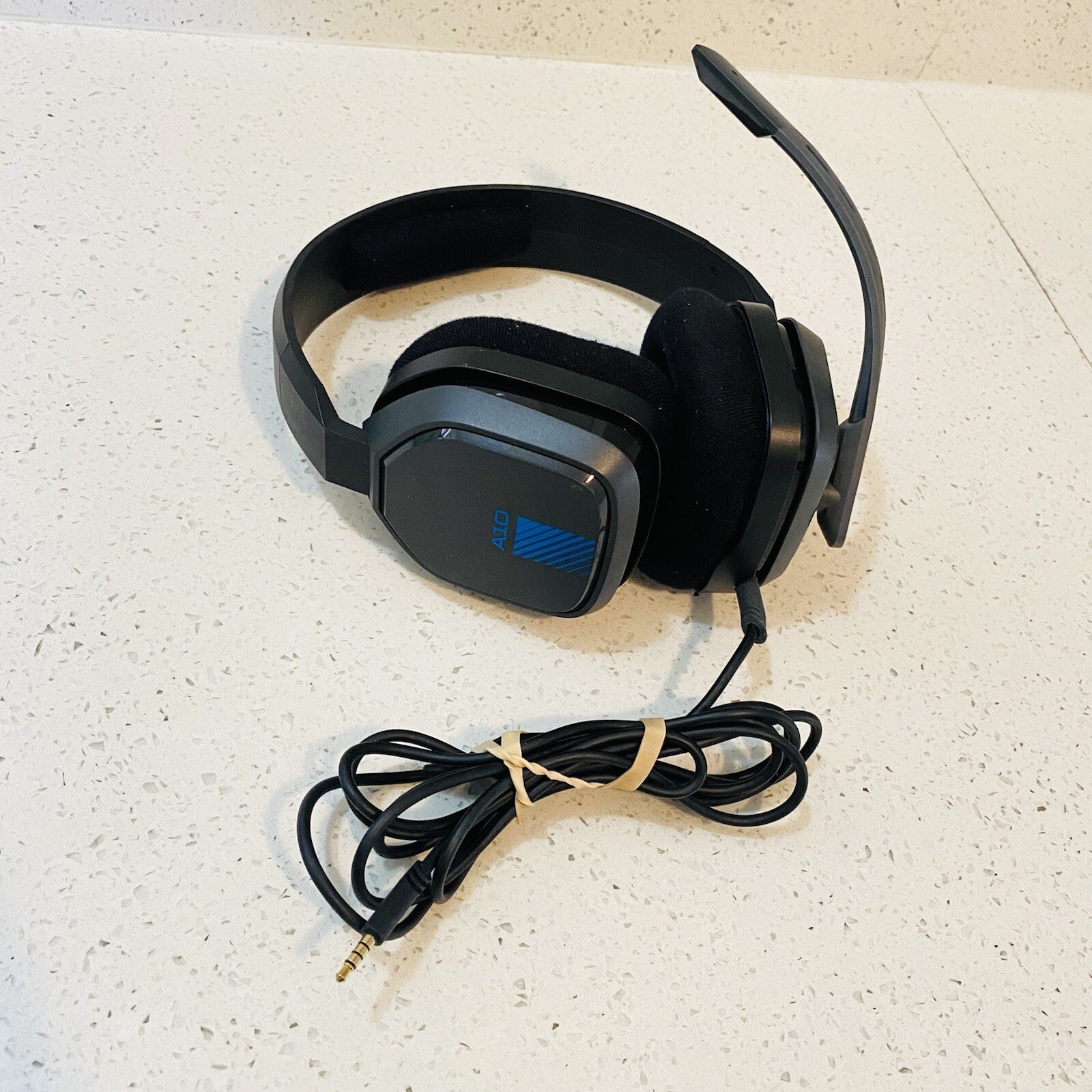 Logitech Astro A10 Wired Stereo Gaming Headset – Blue/black – For PS4