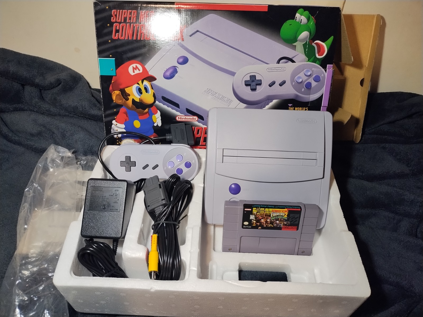 Super Nintendo Control Deck Console System in Box with Game SNES