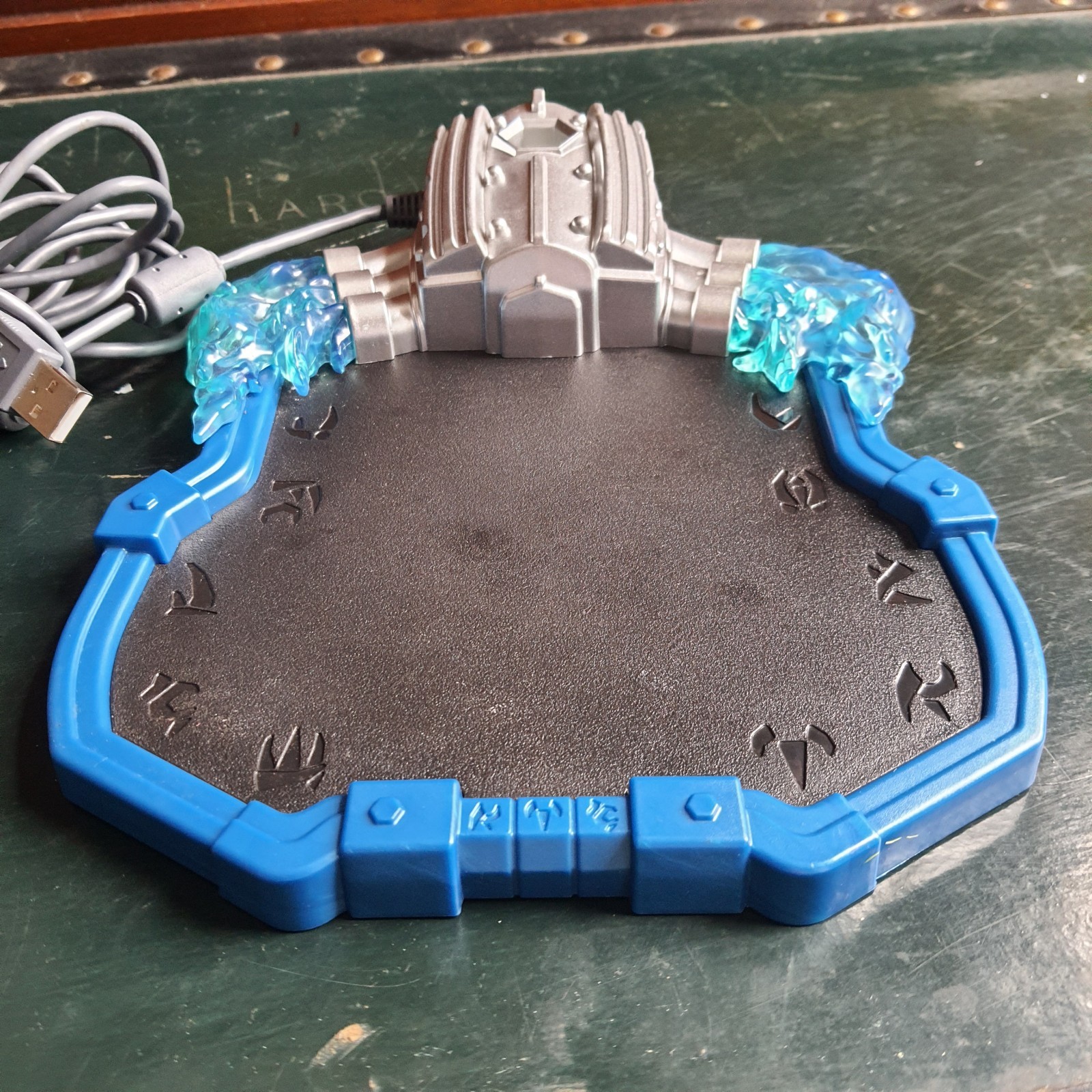 Skylanders XBOX 360 SuperChargers Portal of Power Figure Game Base