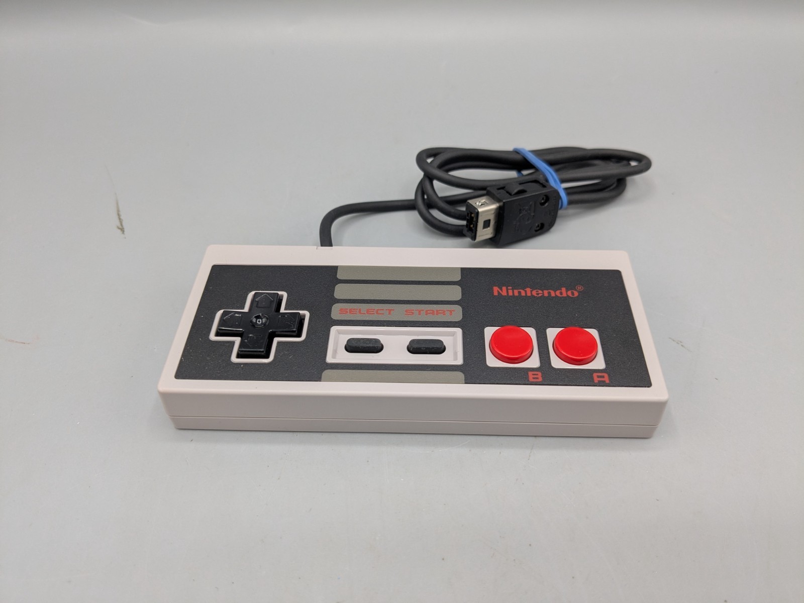 Official Authentic Nintendo NES Classic Mini Controller *READ*