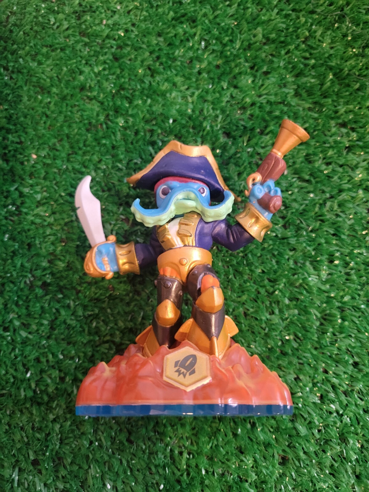 Skylanders WASH BUCKLER figure only Swap Force Water