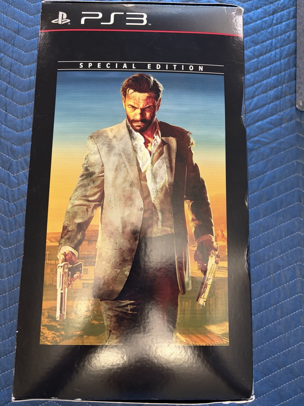 Max Payne 3 Special Edition With Rare Rockstar Games Ashtray and Vinyl Stickers