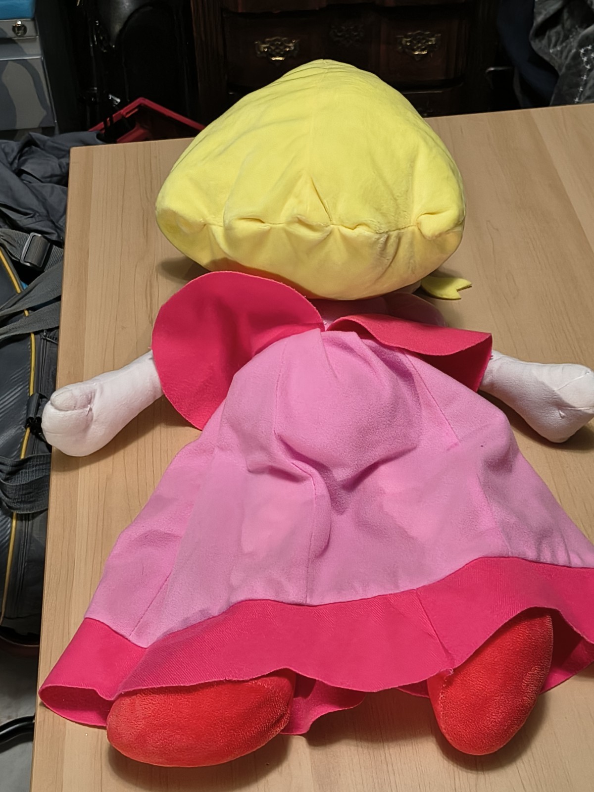 Princess Peach Plush 24 inch Super Mario Bros Nintendo Pink Dress Doll
