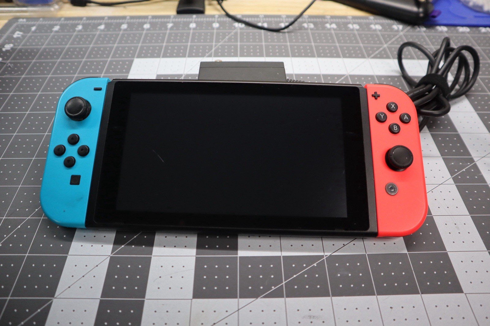 Nintendo Switch HAC-001 Console With Dock and Charger