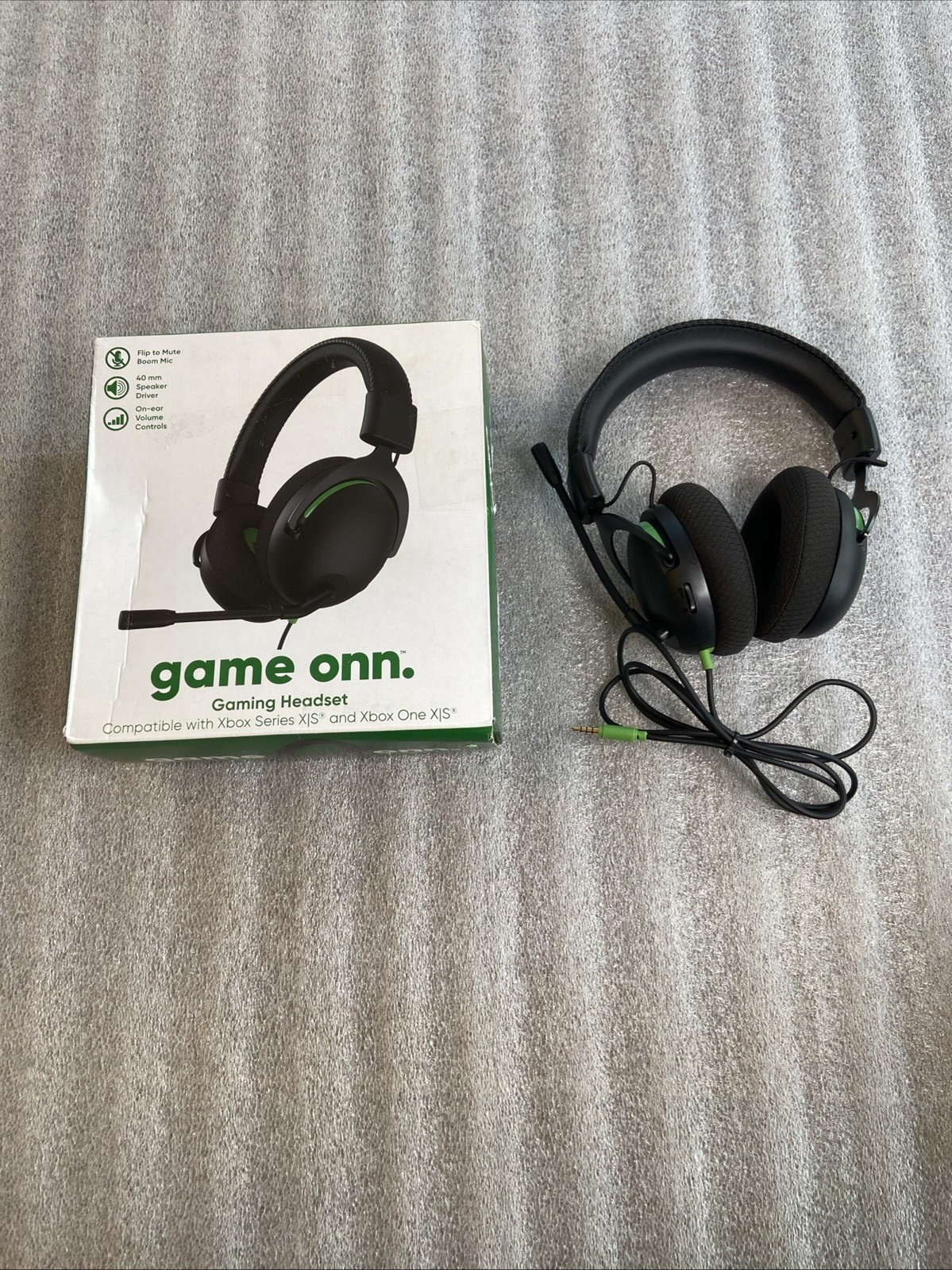 Game Onn_Gaming Headset Compatible with Xbox X|S And One X|S NIB
