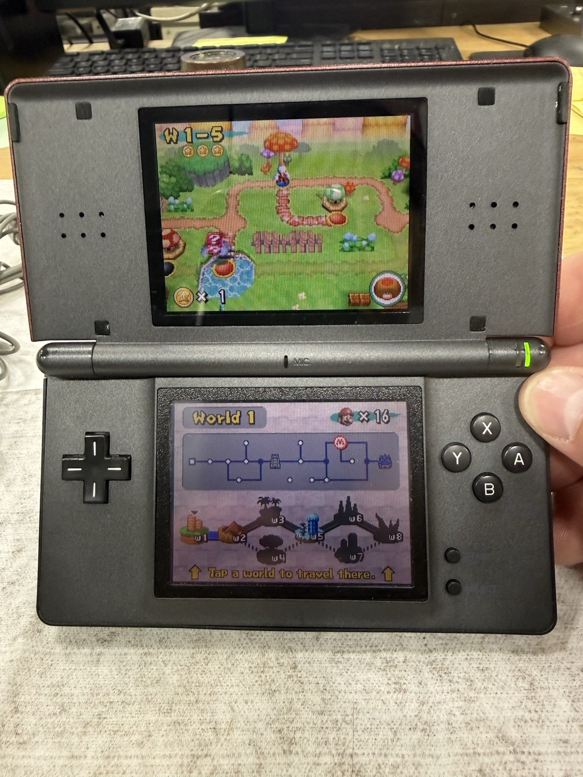 Nintendo DS Lite USG-001 Red/Black Handheld Console w/ Stylus, Charger