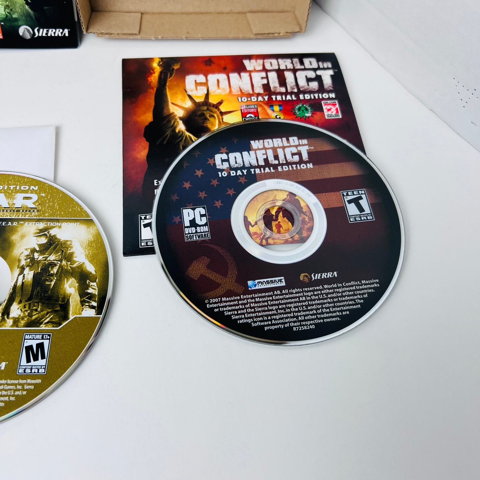 F.E.A.R. Platinum Collection PC Video Game Shooter Horror With Manual and Key